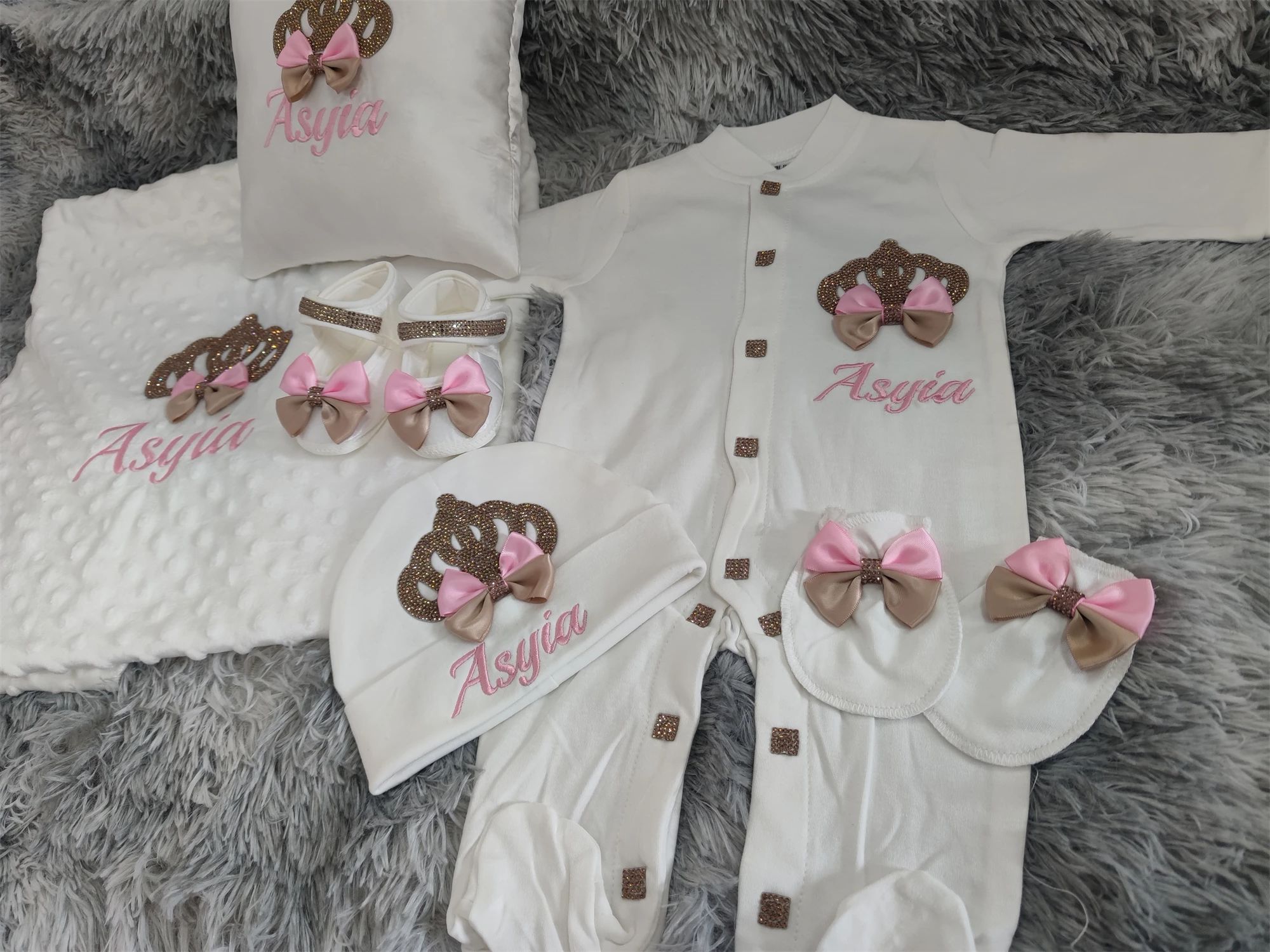 Elegant Cream Style Baby Girl  - Baby Food Jelly 评论和价格